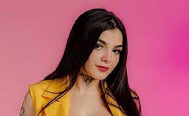 Karely Ruiz – Biography/Wiki, Age, Boyfriend, Net Worth, and More Karely Ruiz